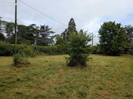 terrain 1350 m² montlouis sur loire