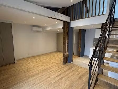 loue appartement t3 en duplex en hyper centre d'orleans