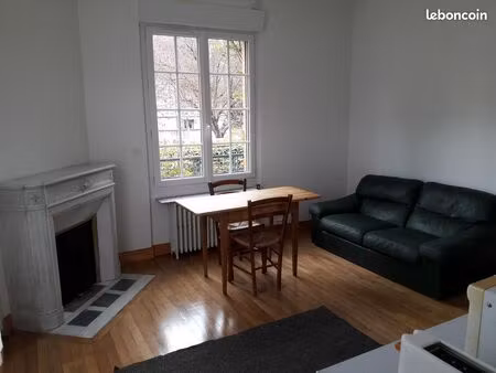 t2 f2 meublé orleans