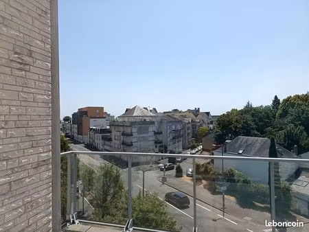 appartement f3 limite saint cyr sur loire