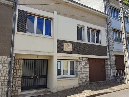 maison de ville bord de loire avec garage