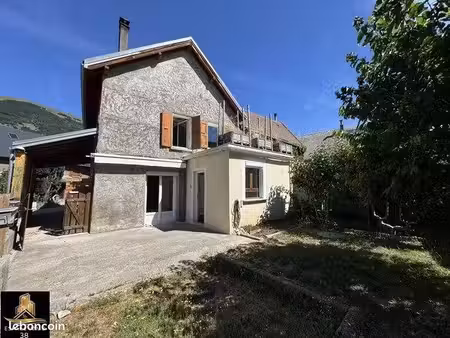 maison 5 pièces 120 m²