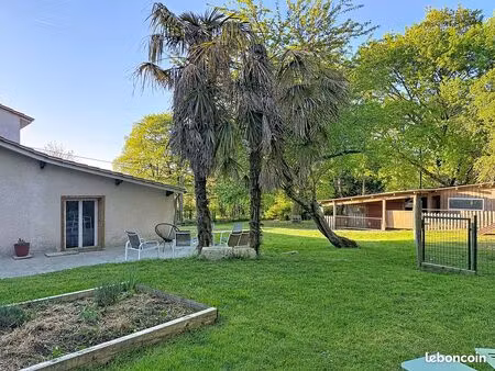 maison de 189m² + dépendance en bois