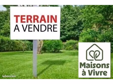 terrain 420 m² combleux