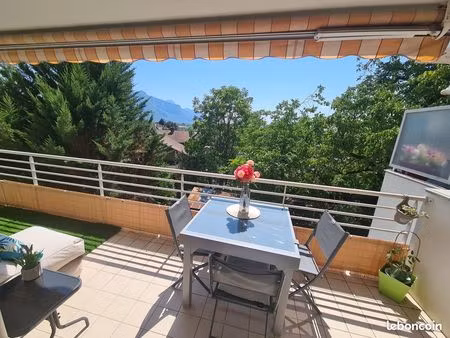 appartement t4 à vendre  la buisse