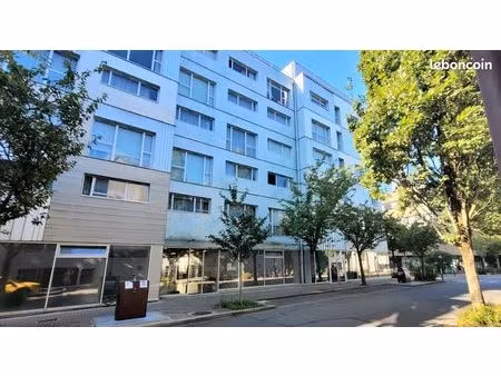 studio 1 pièce 18 m²