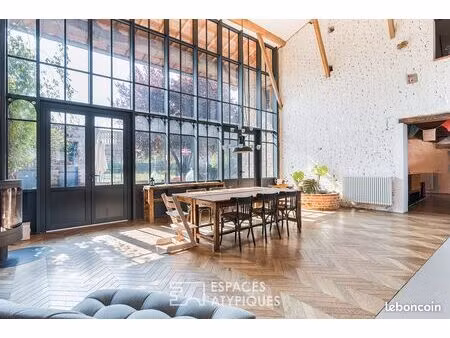 maison 10 pièces 435 m²