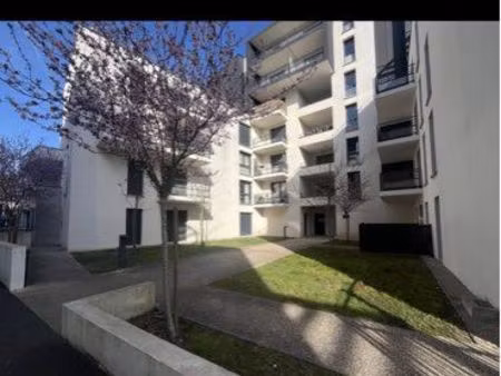 f2 centre ville