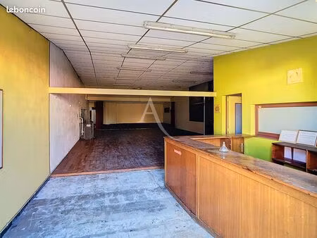 local commercial 239 m² muret