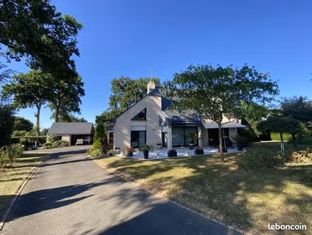 maison 5 pièces 155 m²