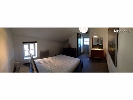 à louer – petite maison meublée de 34 m² avec terrasse et cave – lanuéjols (lozère)