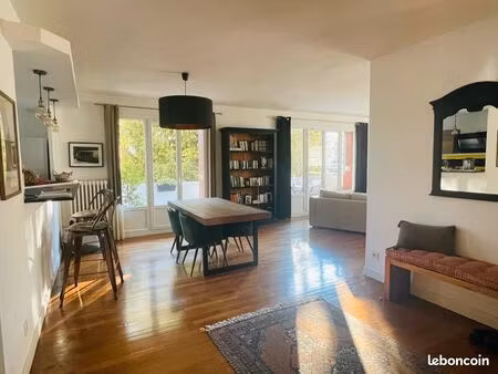 grenoble libération – t3 de 98 m² rénové/climatisé – garage possible