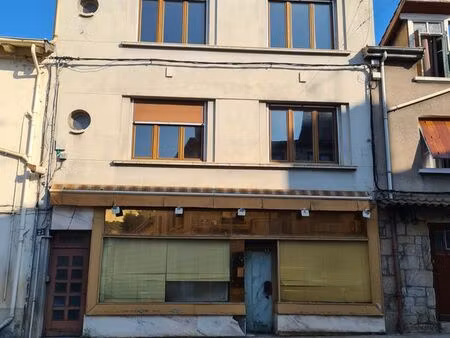 immeuble de 205 m2 à rénover