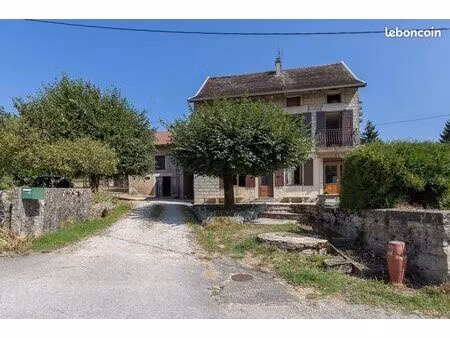 maison 5 pièces 130 m²