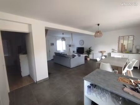 maison t6 4ch 120m² garage jardin veigne