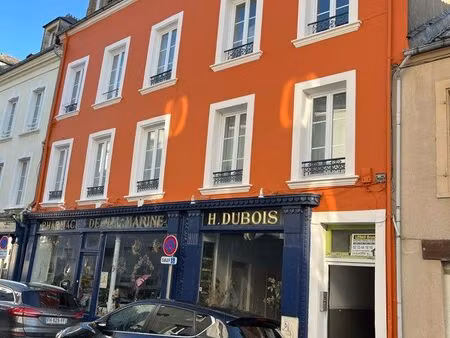 appartement à louer avec beaux volumes