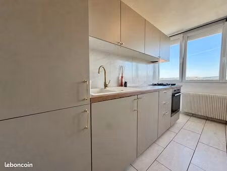 appartement t3 de 64 m²