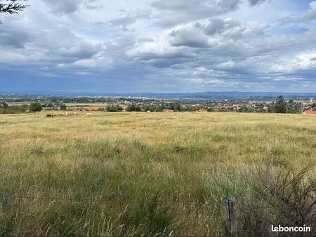 terrain 2050m2 - villerest - vue dégagée