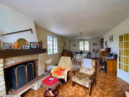 maison sur 3 niveaux