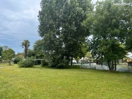 terrain 1 002 m² pessac