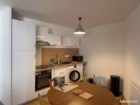 t2 meuble 56m2 890 euros charges comprises