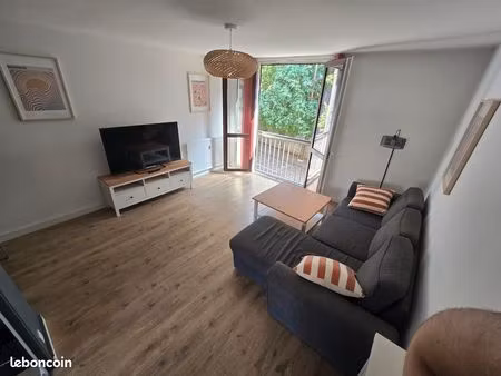 t3 meublé de 65 m² avec parking - proche hyper centre