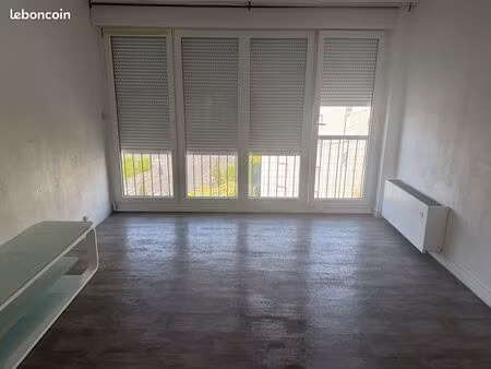 apparemment à louer