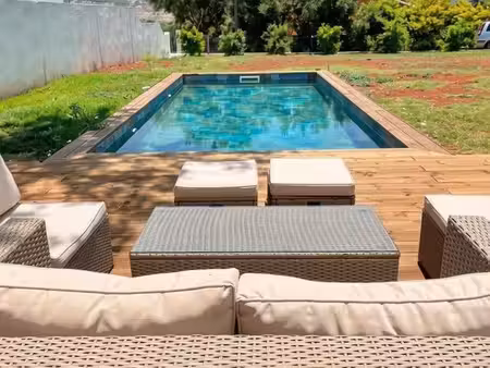 villa 5 pièces 147 m²