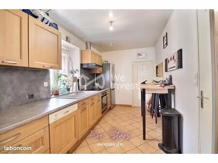 immeuble 183 m² piennes
