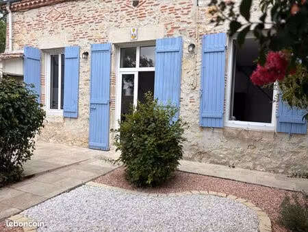 maison meublée à louer au bord du canal à agen