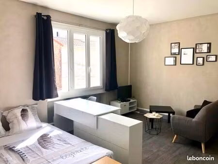 appartement 40m2 gare chateaucreux disponible immédiatement