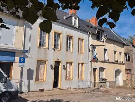 maison de caractère 285 m² – centre historique de château-chinon – 8 pièces – 4 chambres –