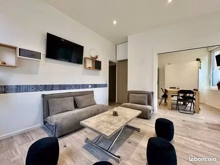 appartement 6 pièces 83 m²