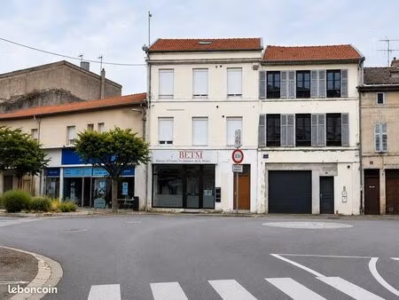 spécial investisseur – 2 appartements + 1 local commercial