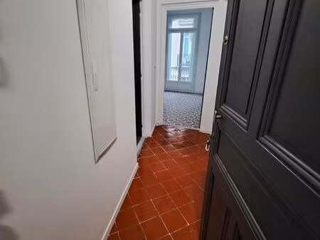 loue bel appartement t2 de 56m2