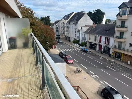 231 avenue delattre de tassigny  parking  balcon de 11m2  marché à 200m