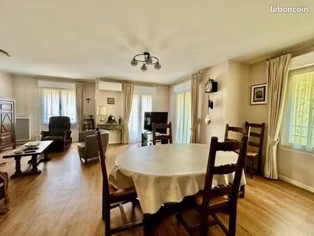 appartement 5 pièces 109 m²