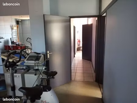 local 130m²divisible commerce bureaux autre