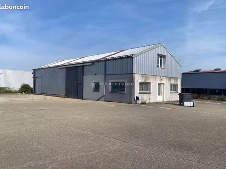 local 310 m² saint-jean-de-bournay