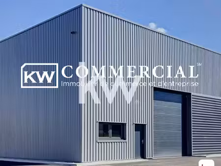 local 285 m² unieux