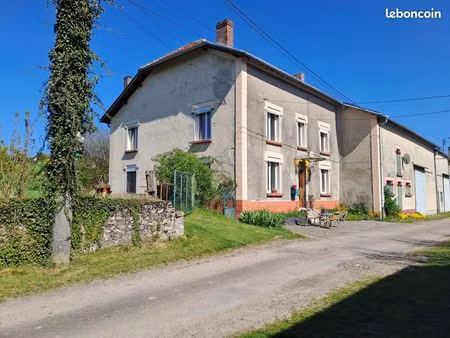 ferme 4 pièces 145 m²