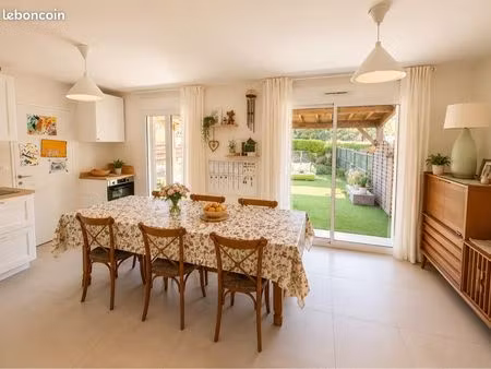 vends maison 2022-garantie décennale- 110m2 -4 chambres - clim -grande cuisine aménagée qu