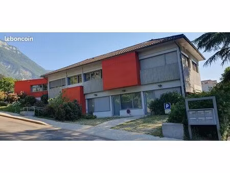 location bureau - cabinet paramédical saint-ismier