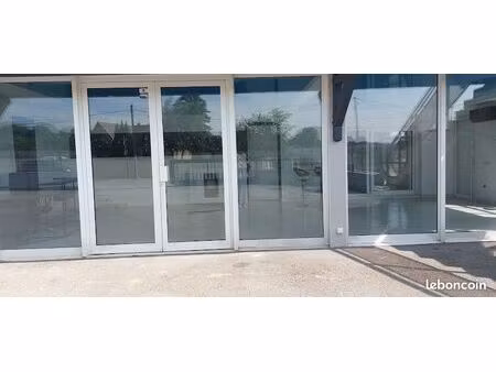 local commercial
