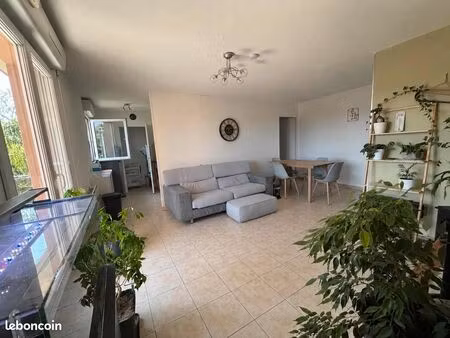 appartement 3 pièces 55 m²