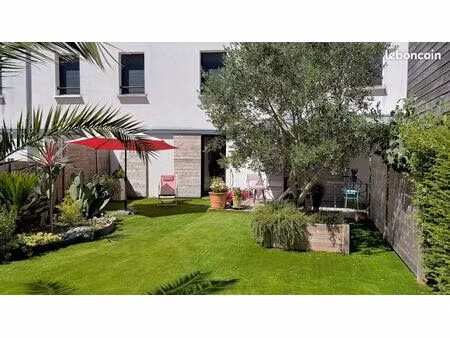 beau t4 de 79m² avec jardin privatif de 95m² et garage