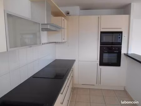 appartement 3 pièces 67 m²