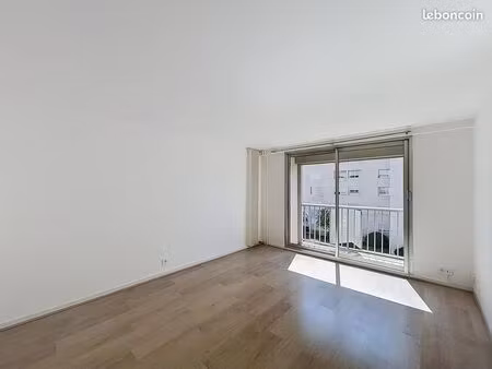 appartement 1 pièce 28 m²