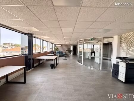 local 330 m² beziers