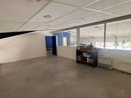 local 35m2 dans une salle de sport
